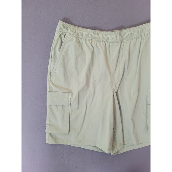 Amazon Aware Men's Relaxed-Fit Stretch Nylon Pull-On Cargo Short Small - Picture 4 of 7